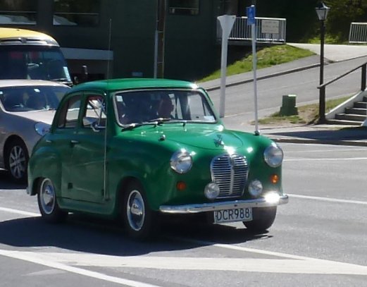 P1000960.JPG (51435 bytes)