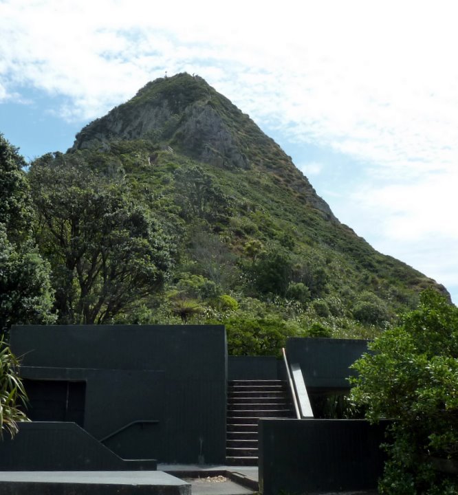 Taranaki Tour Nov-14.jpg (103510 bytes)