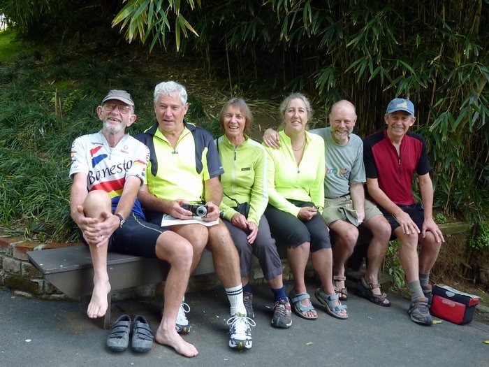 Taranaki Tour Nov-18.jpg (124937 bytes)