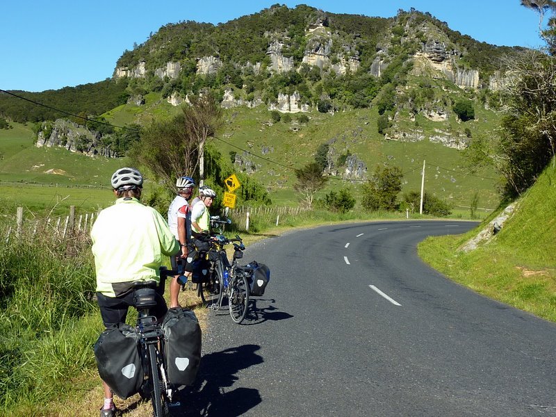 Taranaki Tour Nov-14.jpg (179913 bytes)